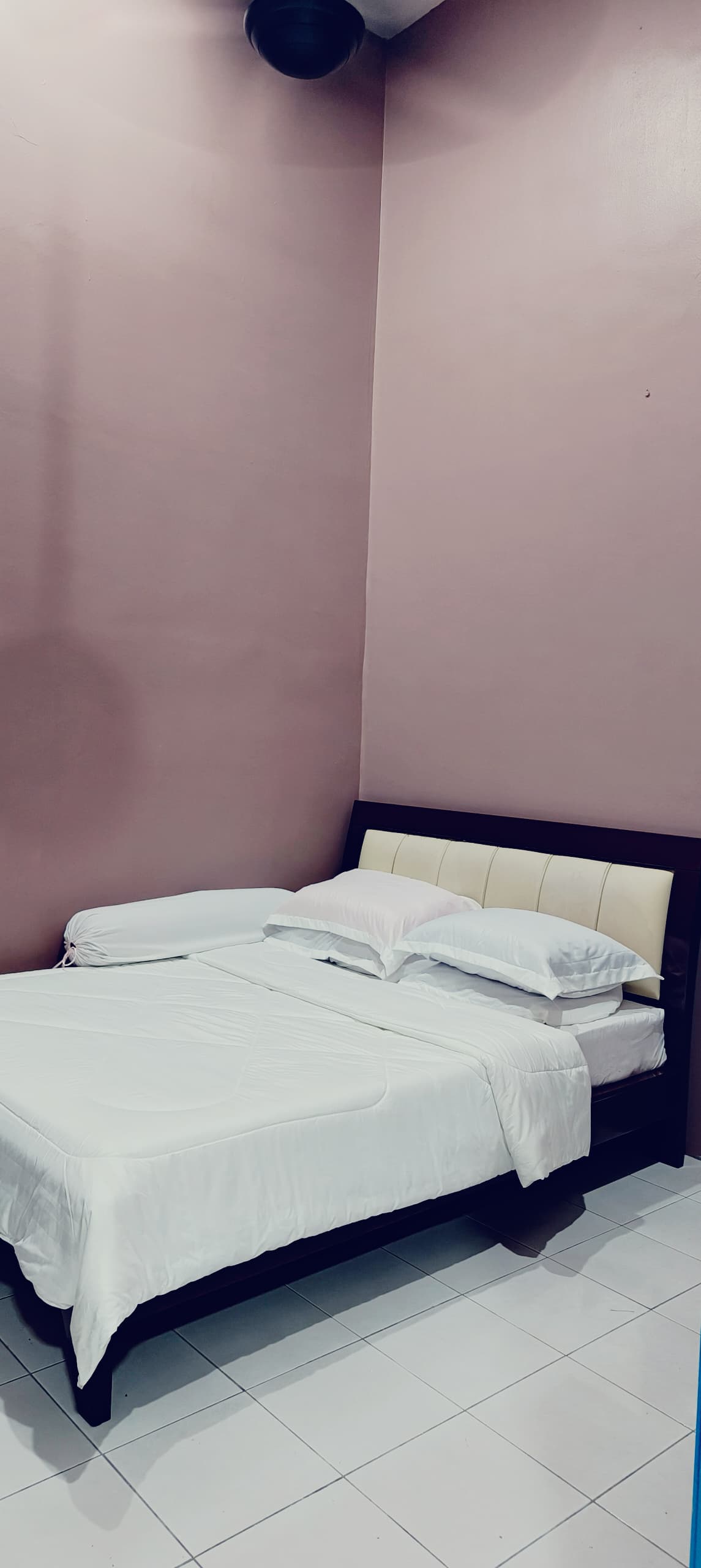 Pemandangan dari Homestay Lumut ke pantai