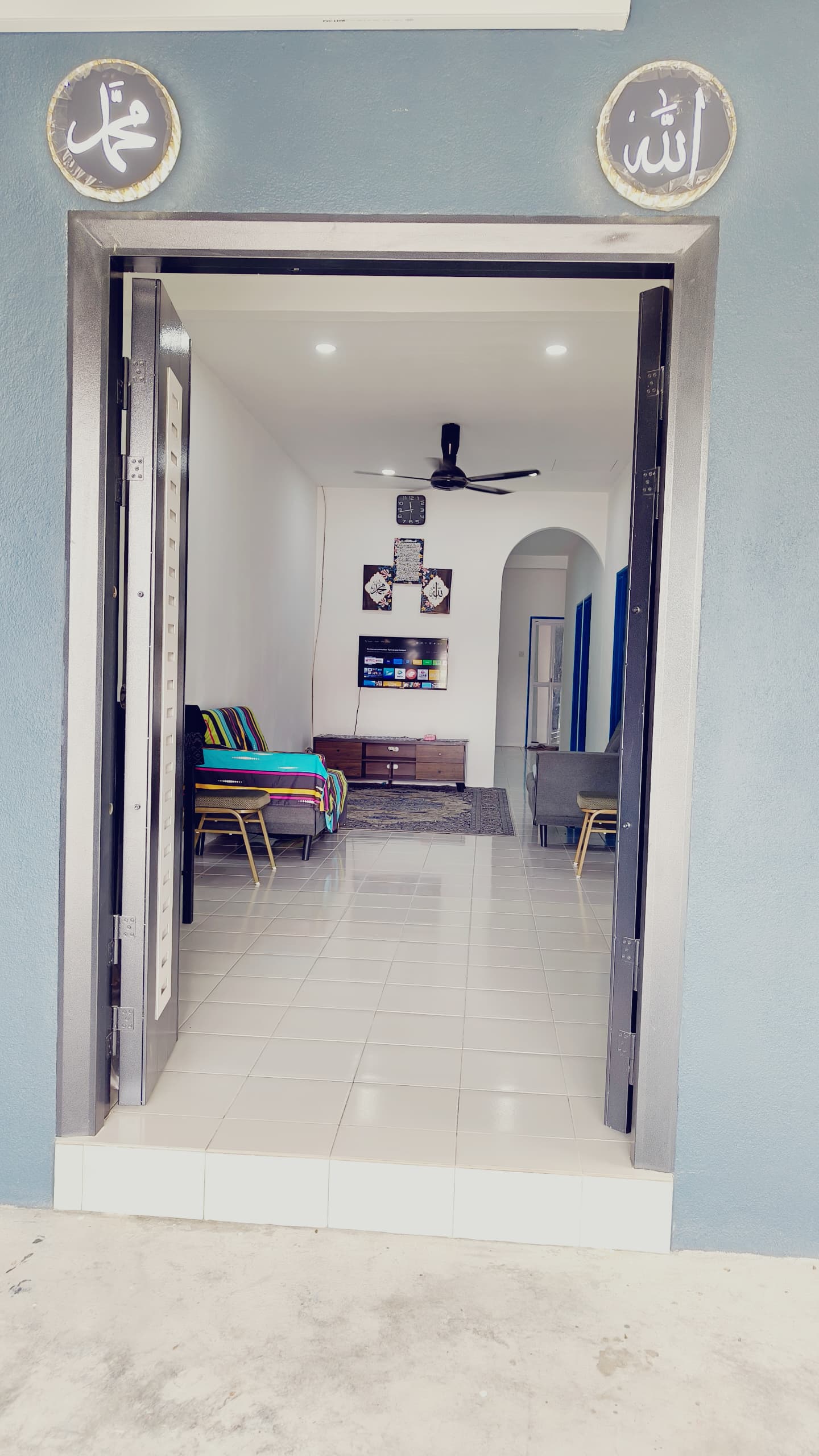 Homestay Lumut entrance